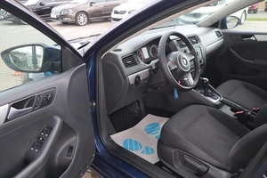 Седан Volkswagen Jetta 2012 года, 1280000 рублей, Мирное