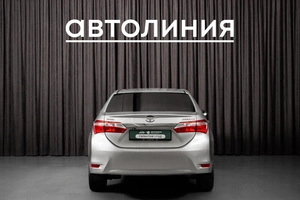 Седан Toyota Corolla 2013 года, 1165000 рублей, Красноярск