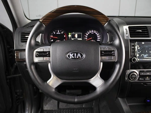 Внедорожник Kia Mohave 2018 года, 2670000 рублей, Омск