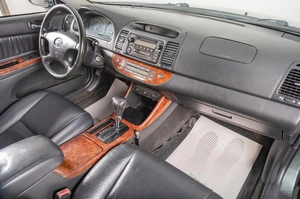 Седан Toyota Camry 2003 года, 839000 рублей, Томск