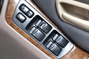 Внедорожник Toyota Harrier 1999 года, 979000 рублей, Новосибирск