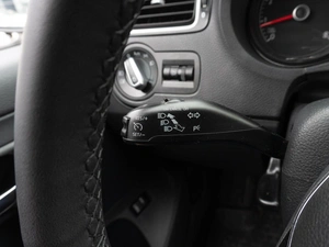 Седан Volkswagen Polo 2016 года, 1099000 рублей, Саратов