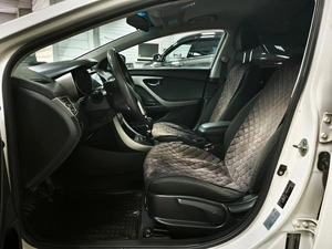 Седан Hyundai Elantra 2013 года, 989000 рублей, Ачинск