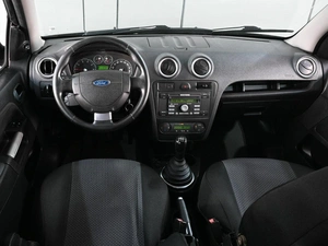 Хетчбэк Ford Fusion 2007 года, 525000 рублей, Ростов-на-Дону