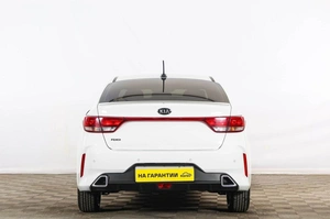 Седан Kia Rio 2021 года, 1559000 рублей, Тюмень