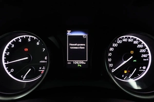 Седан Toyota Camry 2019 года, 2550000 рублей, Курск