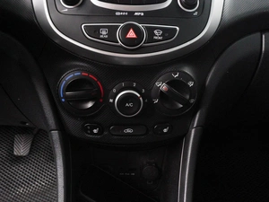 Седан Hyundai Solaris 2013 года, 919000 рублей, Минеральные Воды