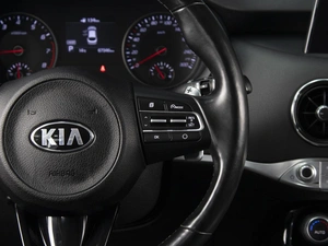 Лифтбек Kia Stinger 2019 года, 2930000 рублей, Омск