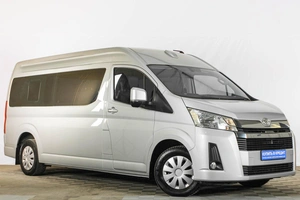 Минивэн Toyota Hiace 2021 года, 5149000 рублей, Тюмень
