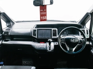 Минивэн Honda Stepwgn 2012 года, 1600000 рублей, Красноярск