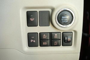 Хетчбэк Toyota Passo 2019 года, 1019000 рублей, Омск