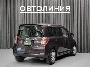 Хетчбэк Toyota Ractis 2010 года, 815000 рублей, Красноярск