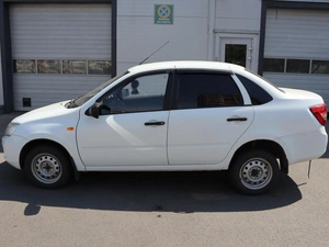 Седан ВАЗ (LADA) Granta 2013 года, 410000 рублей, Железногорск
