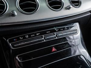 Седан Mercedes-benz E-класс 2016 года, 2399000 рублей, Волгоград