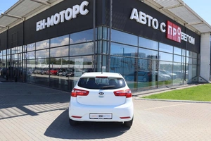 Хэтчбек Kia Rio 2014 года, 1000000 рублей, Мирное