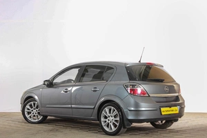 Хетчбэк Opel Astra 2007 года, 509000 рублей, Тюмень