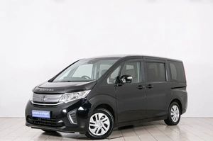 Минивэн Honda Stepwgn 2017 года, 1679000 рублей, Красноярск