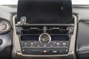 Внедорожник Lexus NX 2019 года, 3399000 рублей, Томск