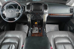 Внедорожник Toyota Land Cruiser 2010 года, 3299000 рублей, Тюмень