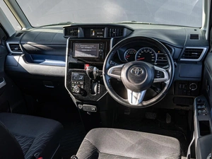 Хетчбэк Toyota Tank 2018 года, 1050000 рублей, Краснодар