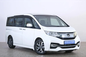 Минивэн Honda Stepwgn Spada 2015 года, 1889000 рублей, Омск
