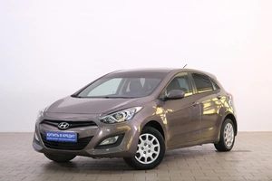 Хетчбэк Hyundai i30 2013 года, 849000 рублей, Омск