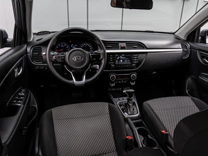 Хетчбэк Kia Rio X-Line 2018 года, 1485000 рублей, Краснодар