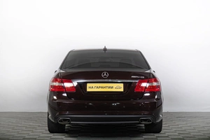 Седан Mercedes-benz E-класс 2012 года, 1839000 рублей, Томск