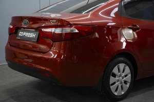 Седан Kia Rio 2012 года, 940000 рублей, Омск