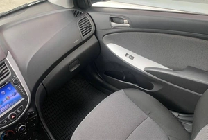 Седан Hyundai Solaris 2014 года, 975000 рублей, Солонцы