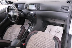 Лифтбек Toyota Corolla 2006 года, 759000 рублей, Омск