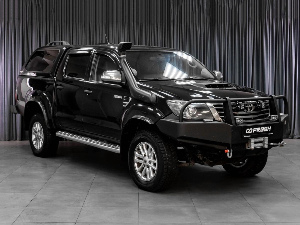 Пикап Toyota Hilux 2013 года, 2589000 рублей, Тюмень
