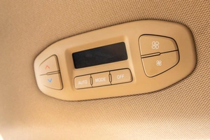 Минивэн Kia Carnival 2018 года, 2699000 рублей, Барнаул