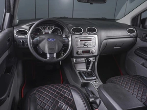 Хетчбэк Ford Focus 2008 года, 679000 рублей, Ростов-на-Дону