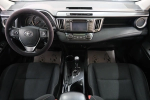 Внедорожник Toyota RAV4 2014 года, 1889000 рублей, Омск