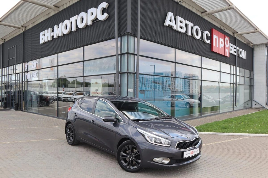 Купе Kia Ceed 2013 года, 1370000 рублей, Мирное