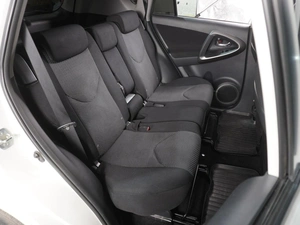 Внедорожник Toyota RAV4 2011 года, 1099000 рублей, Воронеж