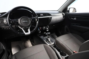 Хетчбэк Kia Rio X-Line 2018 года, 1199000 рублей, Новосибирск