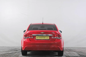 Седан Chevrolet Cruze 2013 года, 599000 рублей, Кемерово