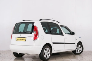 Минивэн Skoda Roomster 2009 года, 699000 рублей, Красноярск