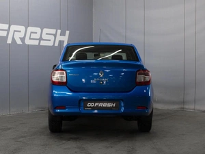 Седан Renault Logan 2015 года, 625000 рублей, Омск