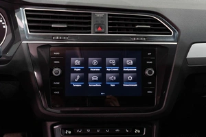 Внедорожник Volkswagen Tiguan 2020 года, 2299000 рублей, Петрозаводск