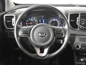 Внедорожник Kia Sportage 2016 года, 1889900 рублей, Казань
