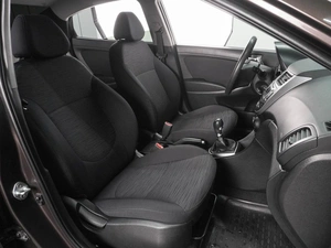 Седан Hyundai Solaris 2016 года, 967000 рублей, Воронеж