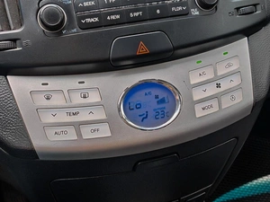 Седан Hyundai Elantra 2010 года, 760000 рублей, Краснодар