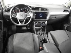 Внедорожник Volkswagen Tiguan 2021 года, 2498900 рублей, Казань