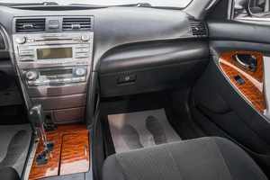 Седан Toyota Camry 2008 года, 1349000 рублей, Барнаул