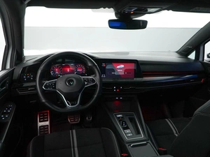 Хетчбэк Volkswagen Golf 2021 года, 2799444 рублей, Москва