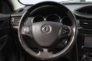 Хетчбэк Dongfeng H30 Cross 2015 года, 899000 рублей, Новосибирск