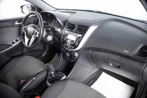 Седан Hyundai Solaris 2014 года, 689000 рублей, Пермь